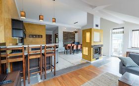 Apartament 80